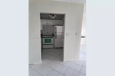 90 Fanshaw C #90, Boca Raton, FL 33434 - Photo 5