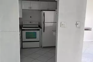 90 Fanshaw C, Boca Raton, FL 33434 - Photo 5