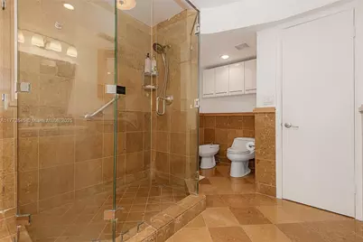 6423 Collins Ave #309, Miami Beach, FL 33141 - Photo 23