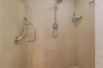 6423 Collins Ave #309, Miami Beach, FL 33141 - Photo 27