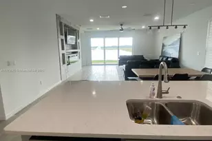 516 SE Ranch Oak Cir, Port Saint Lucie, FL 34984 - Photo 11