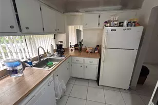 16919 N Bay Rd, Sunny Isles Beach, FL 33160 - Photo 11