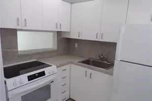 2920 Point E Dr, Aventura, FL 33160 - Photo 23