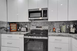 2301 S Ocean Dr, Hollywood, FL 33019 - Photo 15