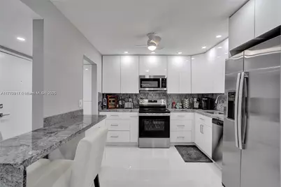 2301 S Ocean Dr #1007, Hollywood, FL 33019 - Photo 19