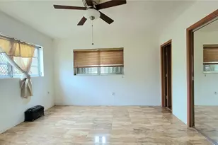 300 NE 191st St, Miami, FL 33179 - Photo 11