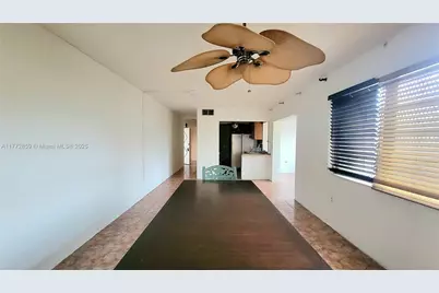300 NE 191st St #201, Miami, FL 33179 - Photo 5