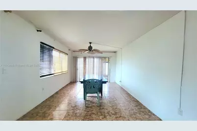 300 NE 191st St #201, Miami, FL 33179 - Photo 7