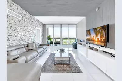 100 Bayview Dr #PH01, Sunny Isles Beach, FL 33160 - Photo 1
