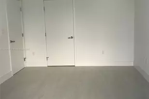 16385 Biscayne Blvd, North Miami Beach, FL 33160 - Photo 3