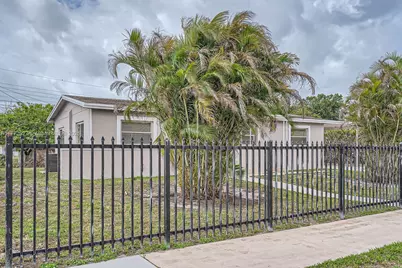 2440 NW 208th St, Miami Gardens, FL 33056 - Photo 3