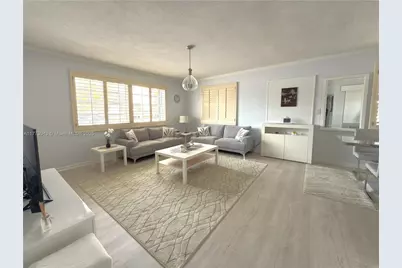 2340 NE 9th St #210, Fort Lauderdale, FL 33304 - Photo 3