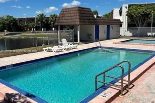 8920 Palm Tree Ln, Pembroke Pines, FL 33024 - Photo 77