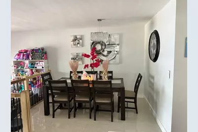 8920 Palm Tree Ln #8920, Pembroke Pines, FL 33024 - Photo 9