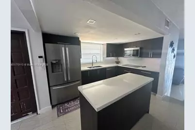 8920 Palm Tree Ln #8920, Pembroke Pines, FL 33024 - Photo 3
