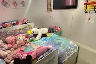 8920 Palm Tree Ln, Pembroke Pines, FL 33024 - Photo 47