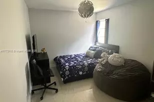 8920 Palm Tree Ln, Pembroke Pines, FL 33024 - Photo 49