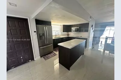 8920 Palm Tree Ln #8920, Pembroke Pines, FL 33024 - Photo 7