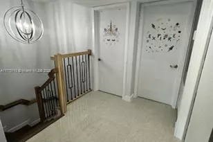 8920 Palm Tree Ln, Pembroke Pines, FL 33024 - Photo 43