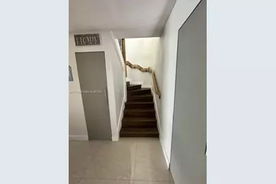 8920 Palm Tree Ln #8920, Pembroke Pines, FL 33024 - Photo 11