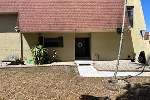 8920 Palm Tree Ln, Pembroke Pines, FL 33024 - Photo 75