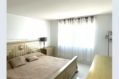 427 Golden Isles Dr #5G, Hallandale Beach, FL 33009 - Photo 27