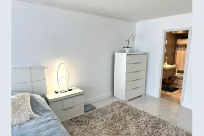 427 Golden Isles Dr #5G, Hallandale Beach, FL 33009 - Photo 19