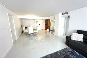 427 Golden Isles Dr, Hallandale Beach, FL 33009 - Photo 9