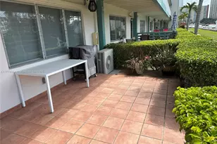 3922 NE 166th St, North Miami Beach, FL 33160 - Photo 7