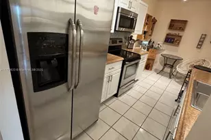 4330 Hillcrest Dr, Hollywood, FL 33021 - Photo 3