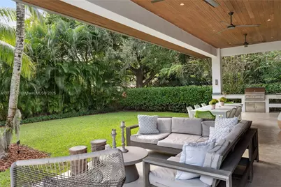 1060 Alfonso Ave, Coral Gables, FL 33146 - Photo 45