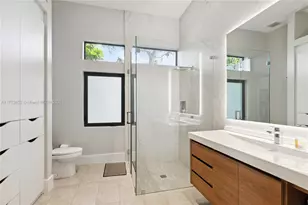 1060 Alfonso Ave, Coral Gables, FL 33146 - Photo 31