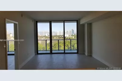16385 Biscayne Blvd #1019, North Miami Beach, FL 33160 - Photo 5