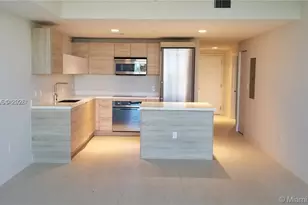 16385 Biscayne Blvd, North Miami Beach, FL 33160 - Photo 5