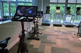 16385 Biscayne Blvd, North Miami Beach, FL 33160 - Photo 69