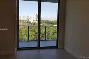 16385 Biscayne Blvd, North Miami Beach, FL 33160 - Photo 11