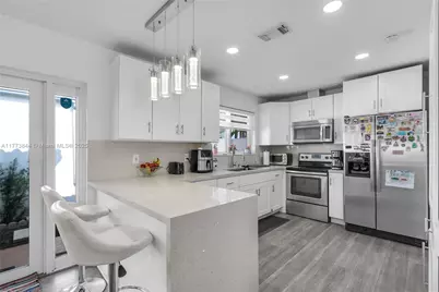 13351 SW 27th St, Miami, FL 33175 - Photo 11