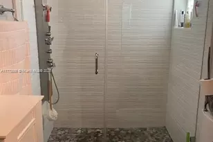 7430 Miami Lakes Dr, Miami Lakes, FL 33014 - Photo 15