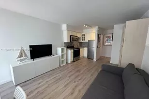 4228 N Ocean Dr, Lauderdale by the Sea, FL 33308 - Photo 3