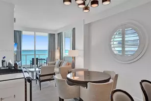 4391 Collins Ave, Miami Beach, FL 33140 - Photo 15