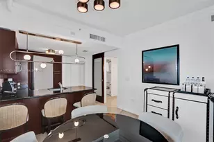 4391 Collins Ave, Miami Beach, FL 33140 - Photo 17