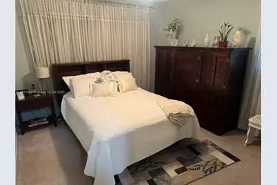 14679 Glencairn Rd, Miami Lakes, FL 33016 - Photo 13