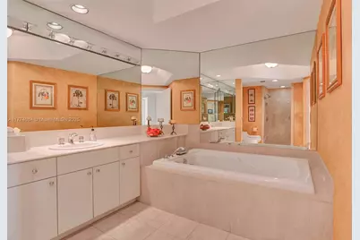 2000 Island Blvd #503, Aventura, FL 33160 - Photo 11