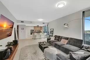 1000 Brickell Plaza, Miami, FL 33131 - Photo 5