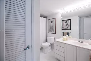 19390 Collins Ave, Sunny Isles Beach, FL 33160 - Photo 17