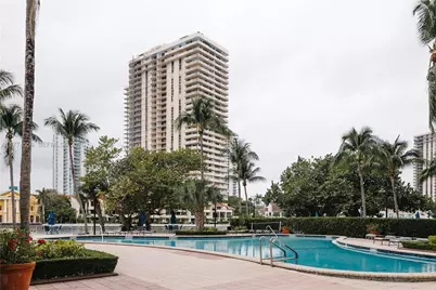 19390 Collins Ave #1614, Sunny Isles Beach, FL 33160 - Photo 29