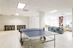 19390 Collins Ave, Sunny Isles Beach, FL 33160 - Photo 35