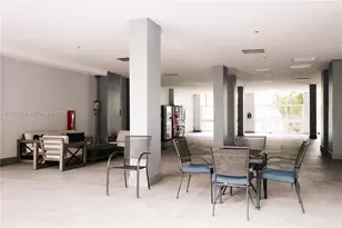 19390 Collins Ave, Sunny Isles Beach, FL 33160 - Photo 21