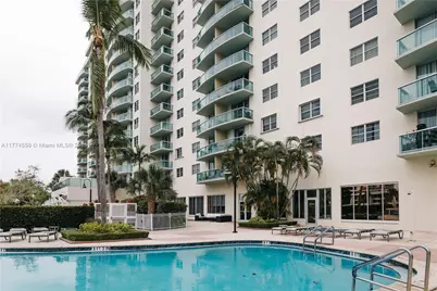 19390 Collins Ave #1614, Sunny Isles Beach, FL 33160 - Photo 31
