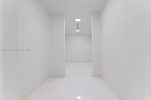 300 Biscayne Blvd Way, Miami, FL 33131 - Photo 47